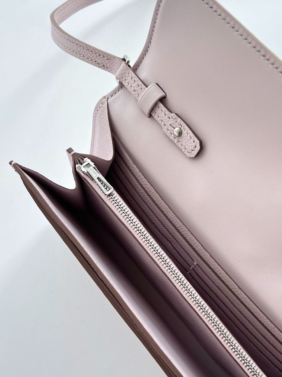 Hermes Constance To Go Wallet in Mauve Pale Epsom Calfskin - Image 8